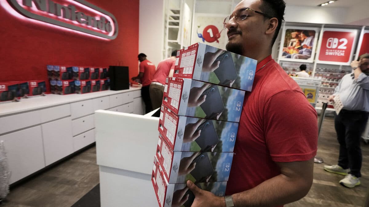 Nintendo Targets Record Sales for Switch 2 by March