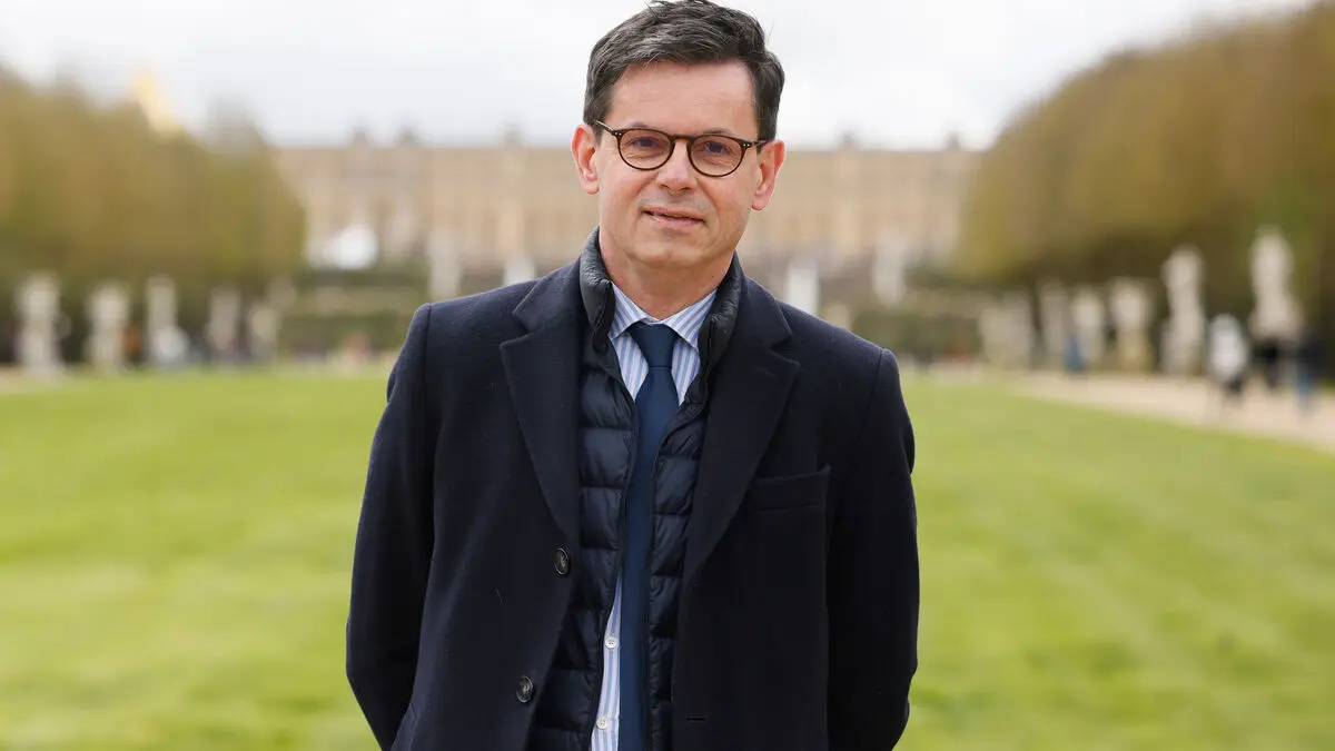 New director of the Louvre appointed after last year's jewel heist