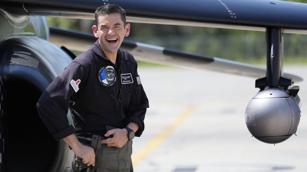 Trump nominates new NASA administrator – again