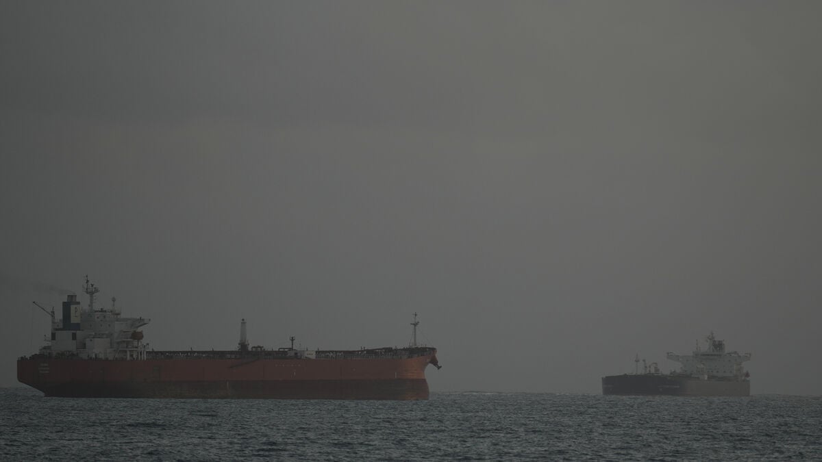 US extends exemption for Russian oil for 30 days