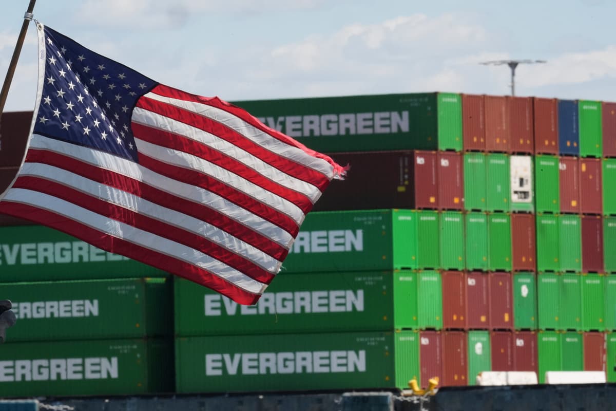 US Ports See Export Decline as High Tariffs Impact Trade