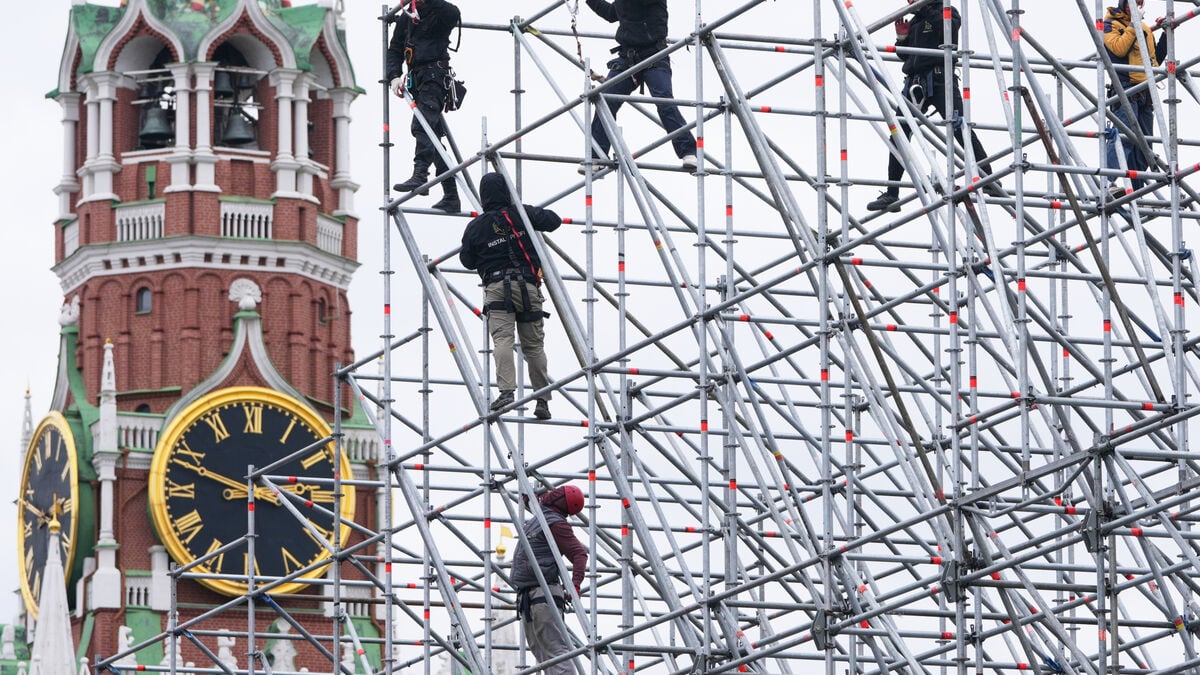 After giant parade, no tanks in Moscow this year
