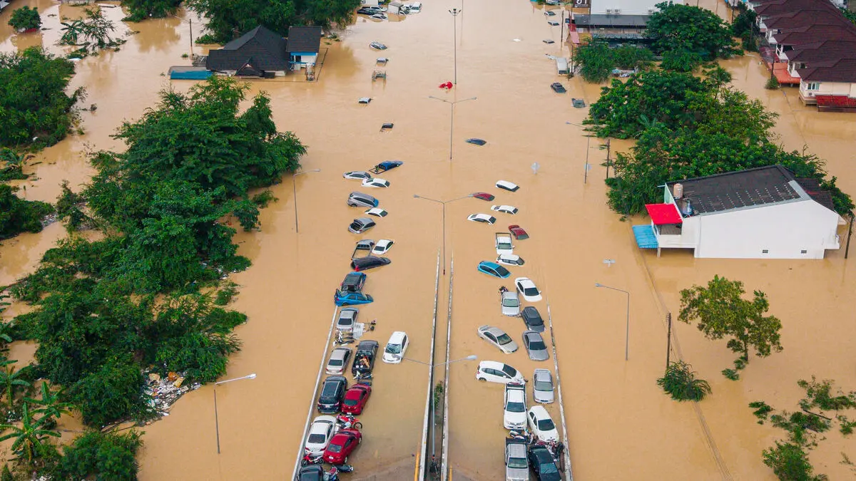 More deaths in floods in Thailand