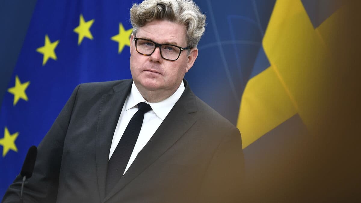 Government to introduce fines for murder ads on TikTok