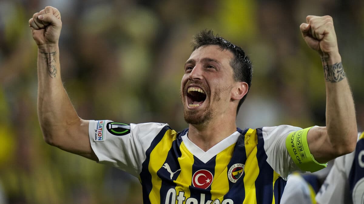 Star players arrested in Turkish football scandal