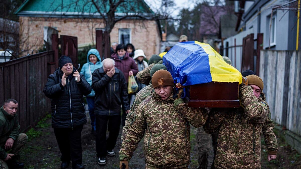 Ukraine needs soldiers, many are in the EU