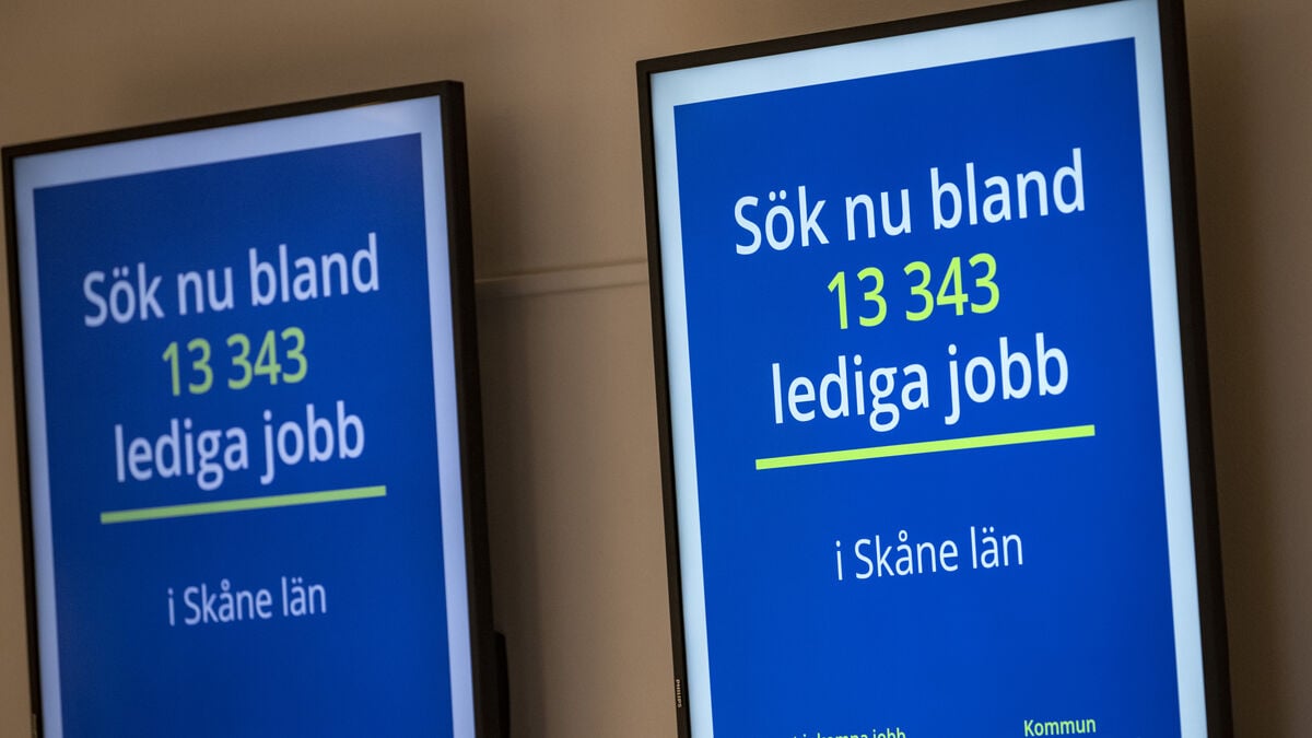 More people received compensation from unemployment insurance funds