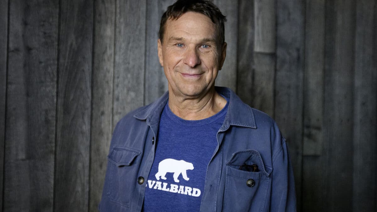 Anders Lundin contracted dengue fever while filming Robinson