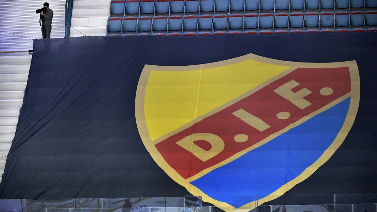 Djurgården fans penalized for pyrotechnics - no banners at seven remaining SHL away games