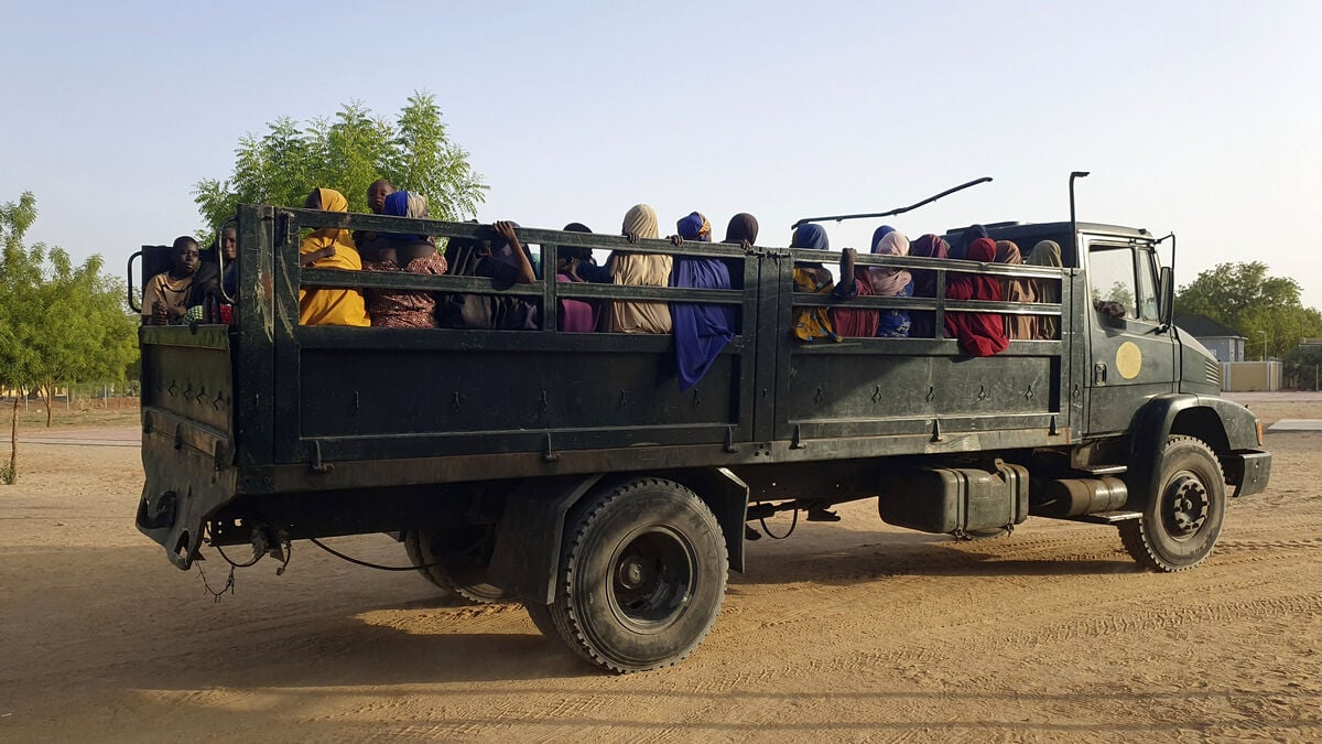 Sources: Nigerian government paid huge ransom to Boko Haram to free kidnapped students and staff