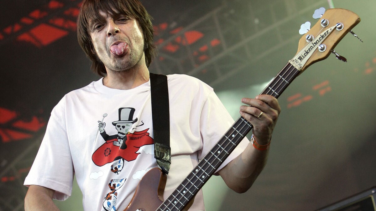 Mani from The Stone Roses dead