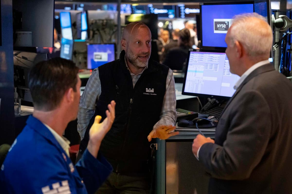 Palantir Stock Surges Despite Downturn in US Market