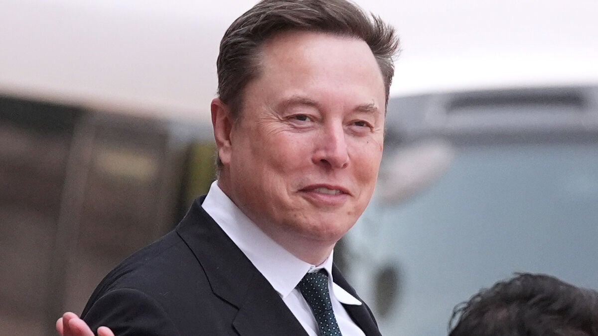 Iran threatens Elon Musk's companies in the Middle East