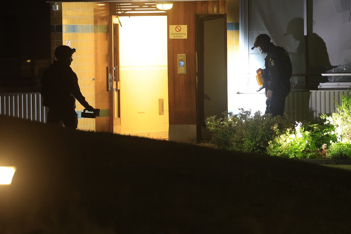 Explosion Damages Malmö Apartment Building Entrance