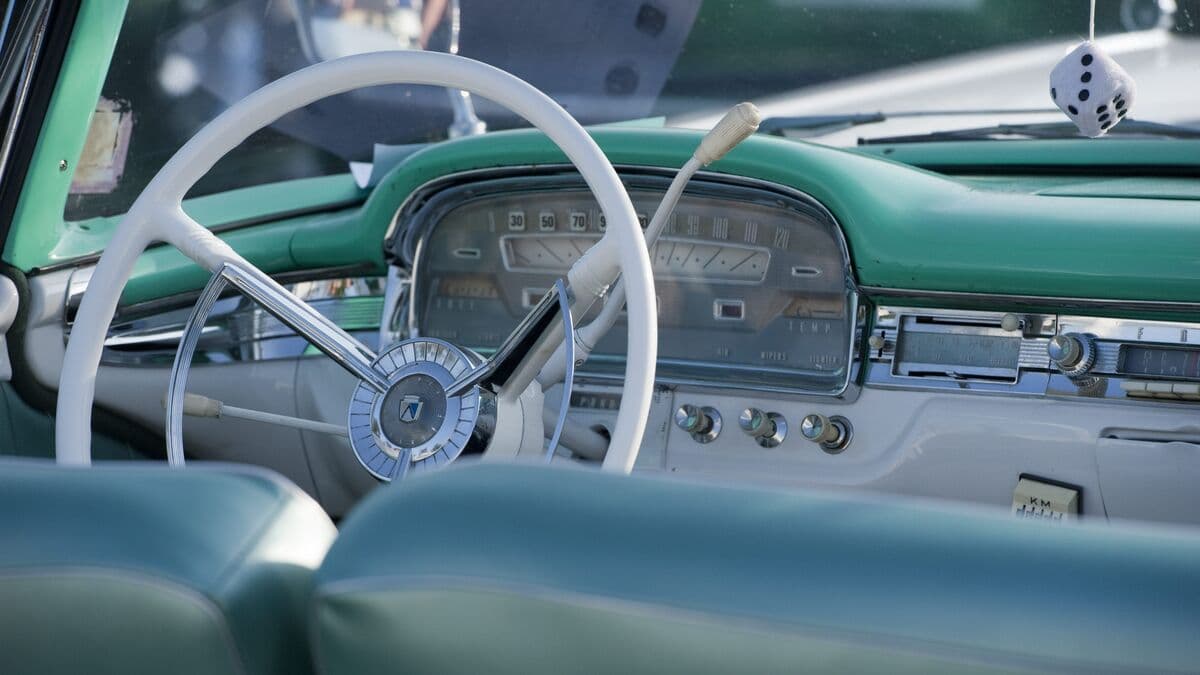 Rolls-Royce engine explodes - three hospitalized