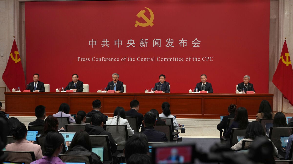 China Expels 33 Senior Communist Party Officials in Latest Purge