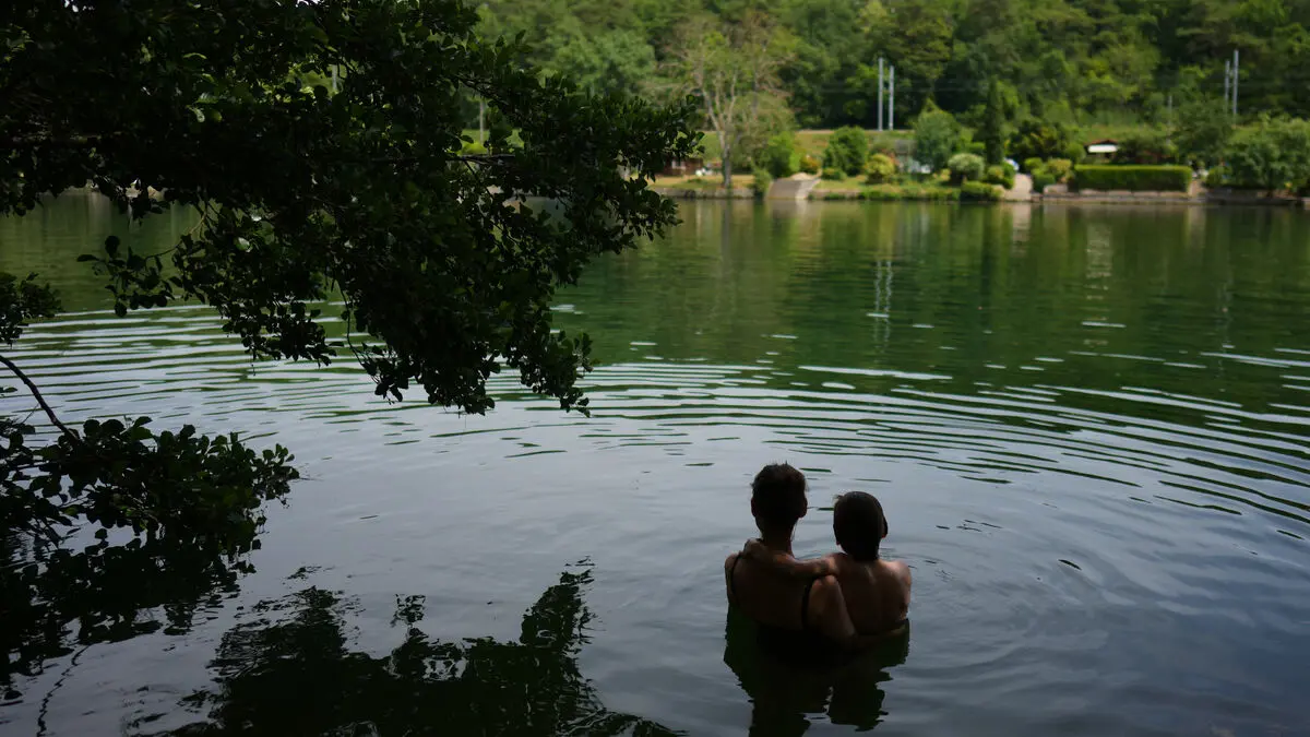 France heatwave leaves 74 dead in drowning incidents