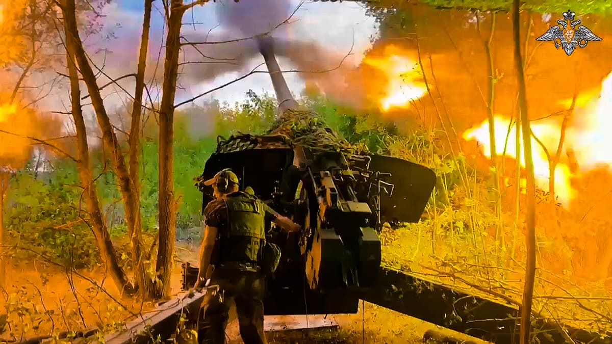 Putin's Trick: Fight - Get Debts Written Off