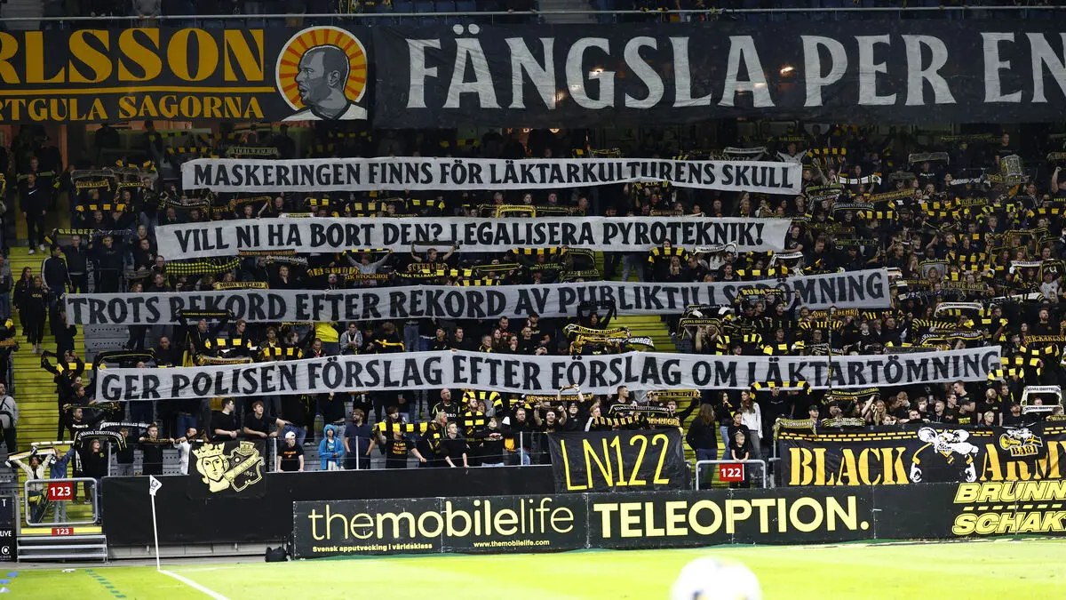 Four supporters cleared of banner at AIK Allsvenskan match last year