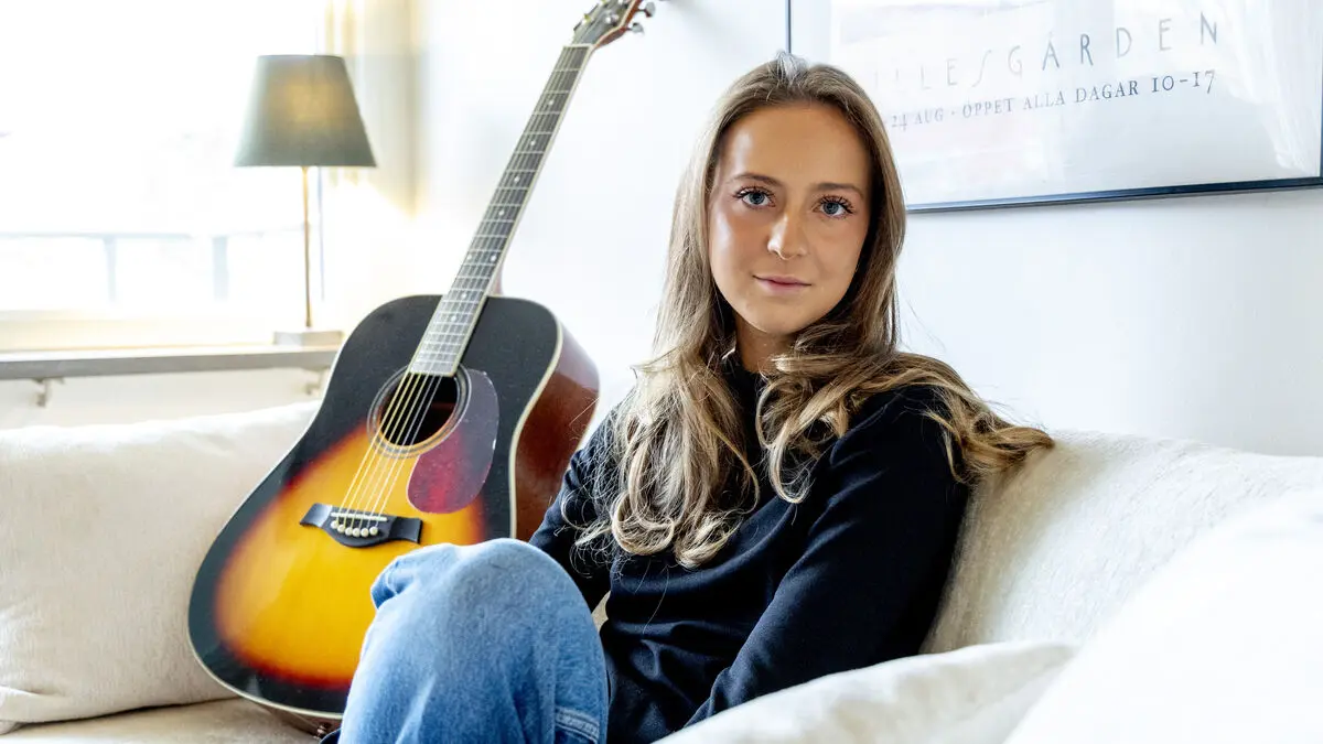 Tinder challenge: Max one hour of screen time a day