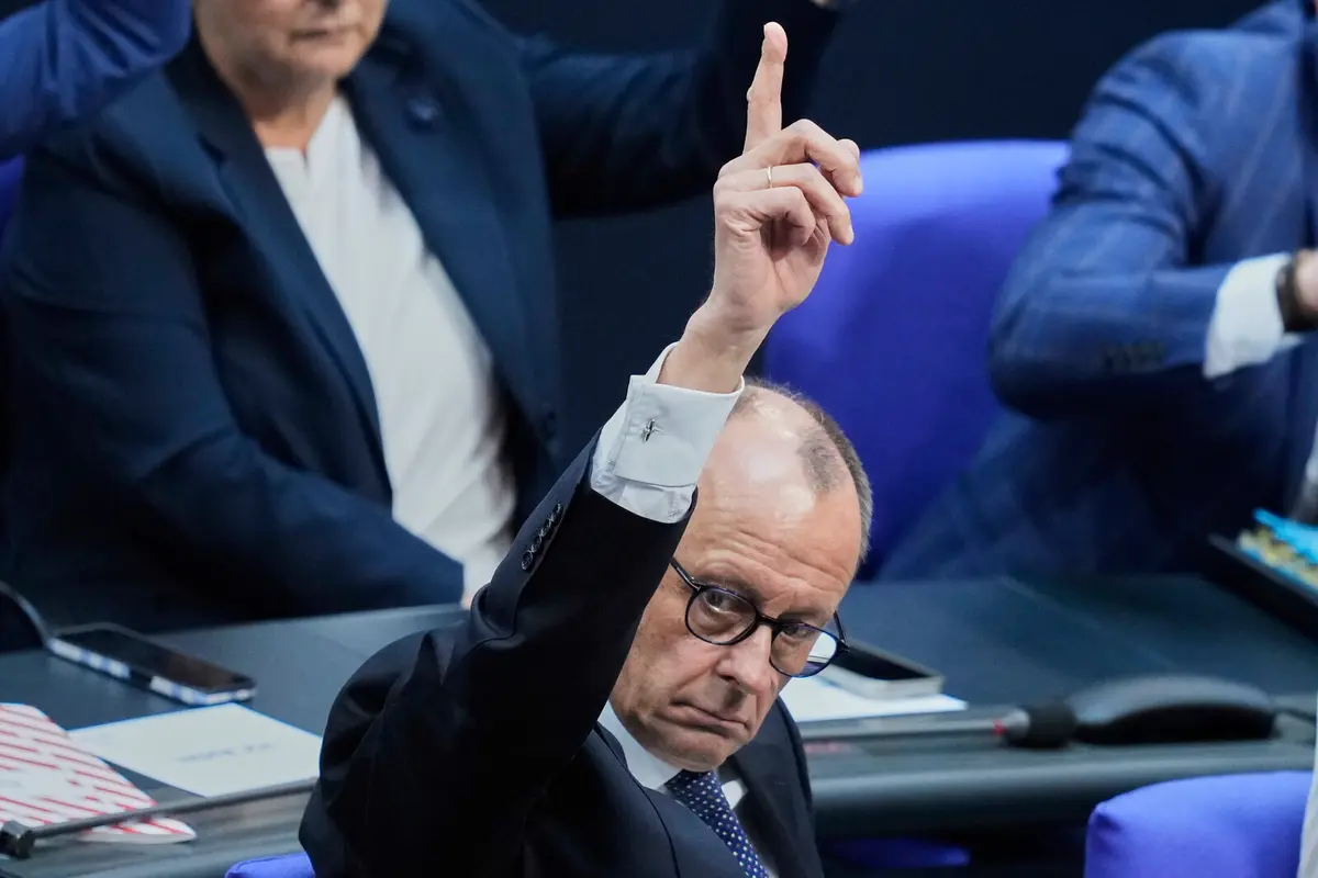 Global Dynamics Speed Up German Coalition Formation