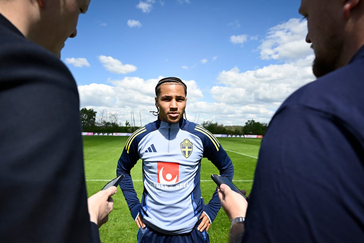 Momodou Sonko Joins Sweden's National Team After Injuries