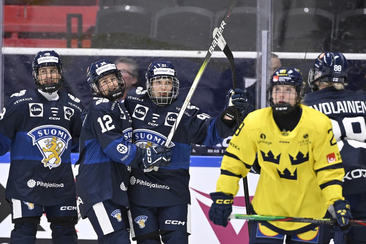 Sweden Suffers 5-2 Loss to Finland in Euro Hockey Tour