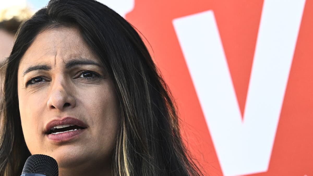 Dadgostar promises to push a Social Democrat-led government to the left