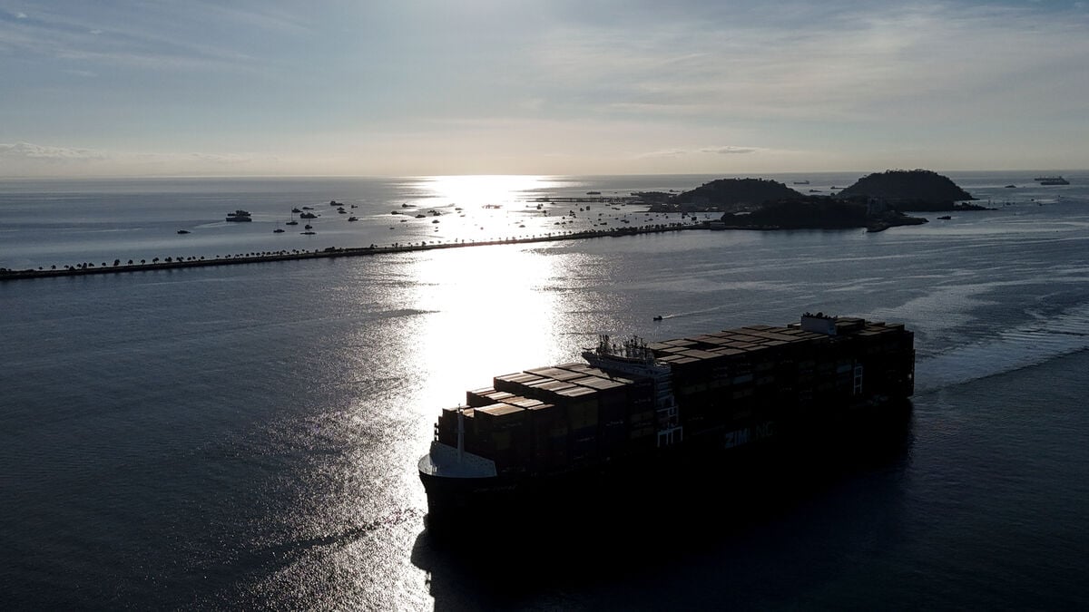 Panama Canal transit prices hit record high as El Niño cuts water levels