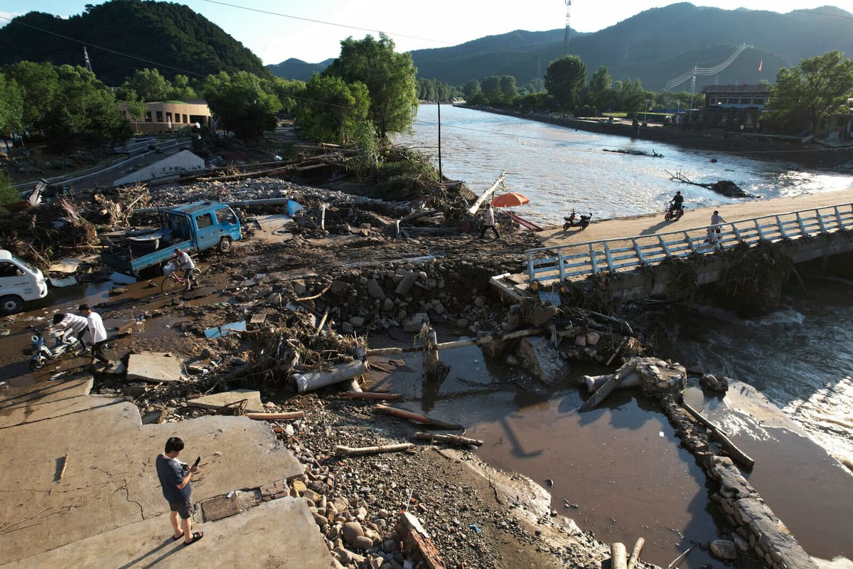 At Least 10 Killed in China Bus Accident Amid Heavy Rainfall