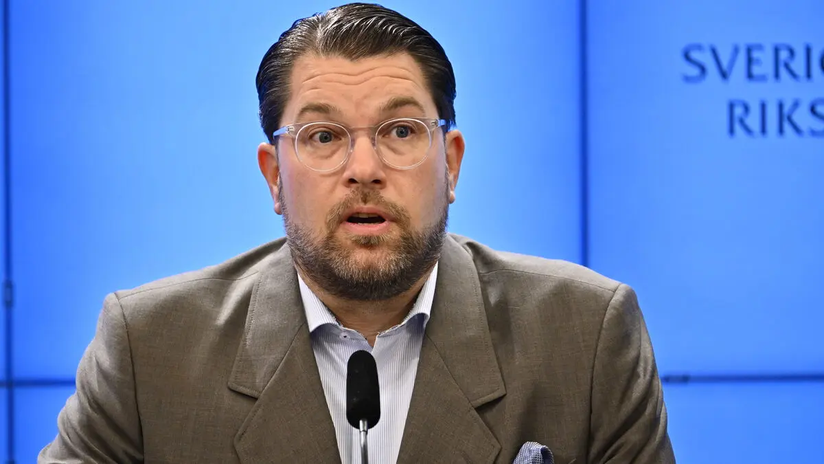 Åkesson Invites Center Party Leader to Talks on Sweden’s Parliamentary Deadlock, Keeps SD’s Government Demand