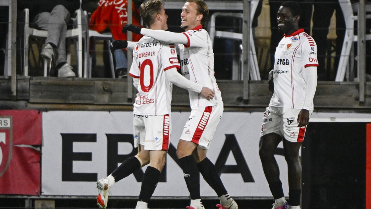 Kalmar beat Degerfors to move out of Allsvenskan relegation zone