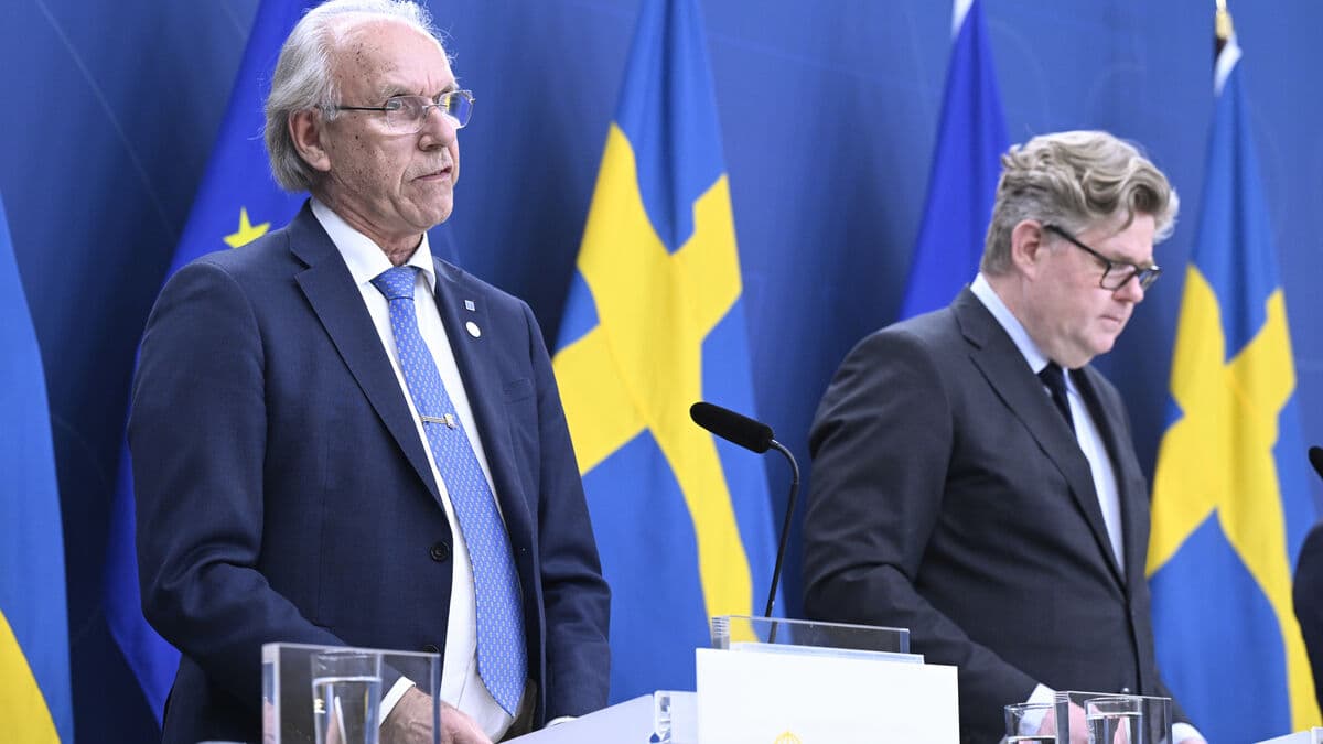 Thirteen-year-olds who murder could be imprisoned