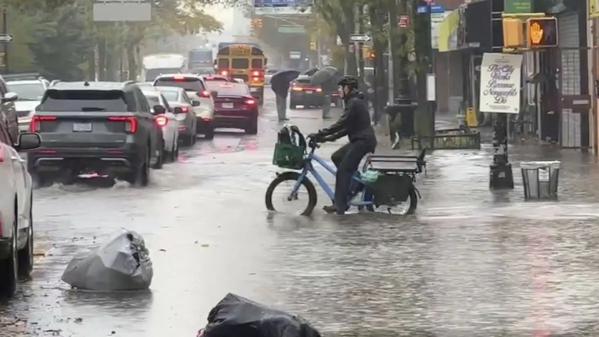 Record rain in New York – divers in Brooklyn