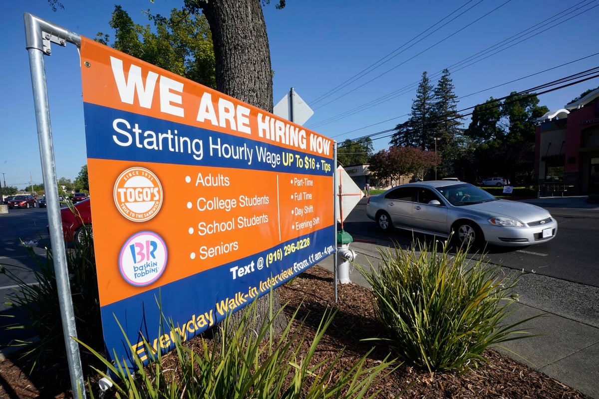 US Job Market Slows with Only 22,000 New Jobs in August