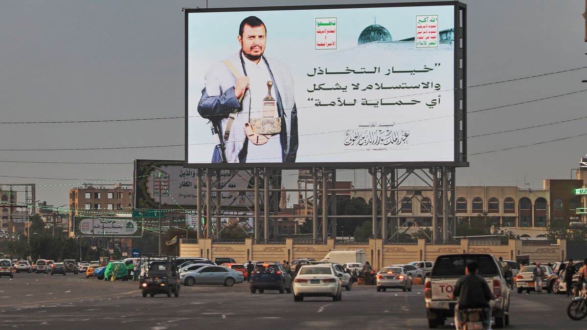 Over 60 killed in Yemen fighting as government and Houthi forces clash