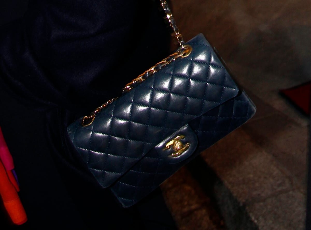 Thieves Steal Luxury Bags Worth 11 Million Kronor in Paris Store Heist