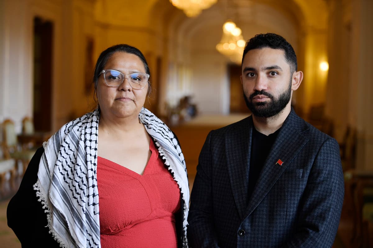 Left Party MPs Delgado Varas and Riazat Depart Amid Expulsion Dispute