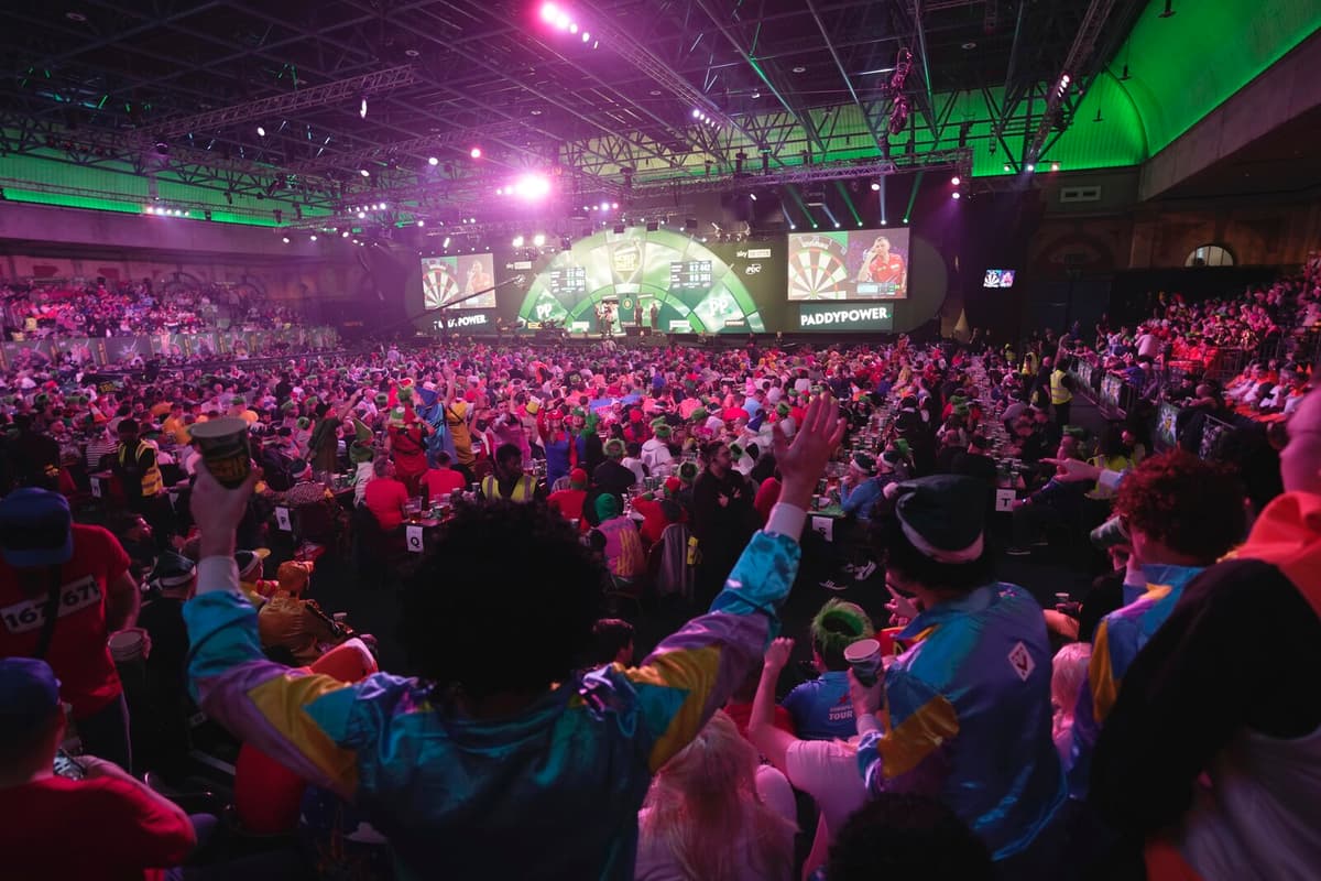 Protesters Ejected After Disrupting Trans Woman's Match at World Matchplay