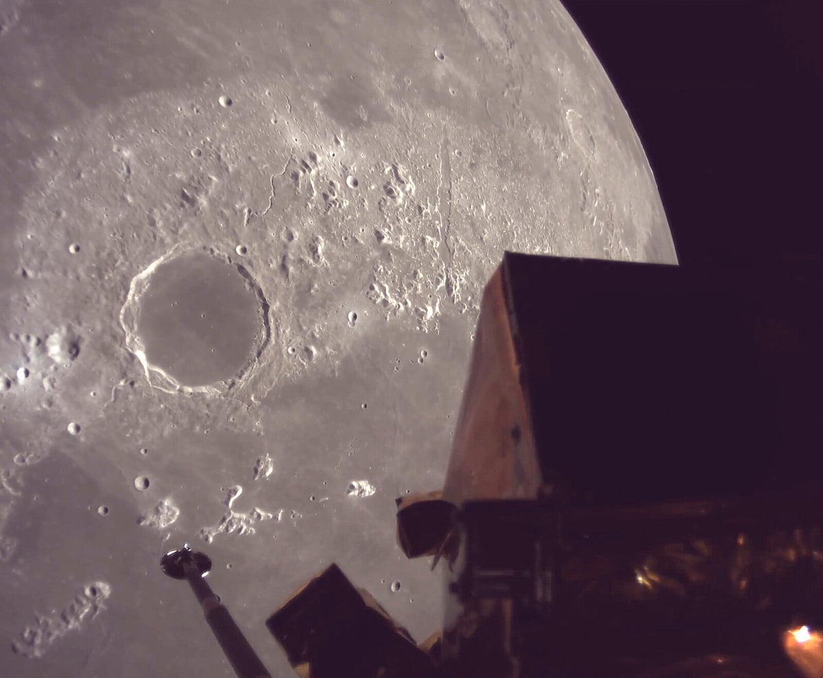 Swedish Moon House Likely Destroyed in Failed Lunar Landing