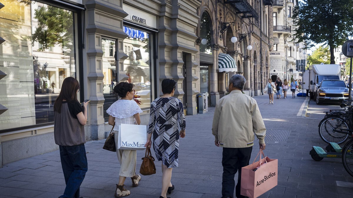 Household consumption rose 1.6% in June, SCB says