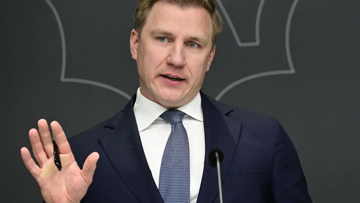 Kärrholm: Rosengård support for S and V would have made Saddam Hussein jealous