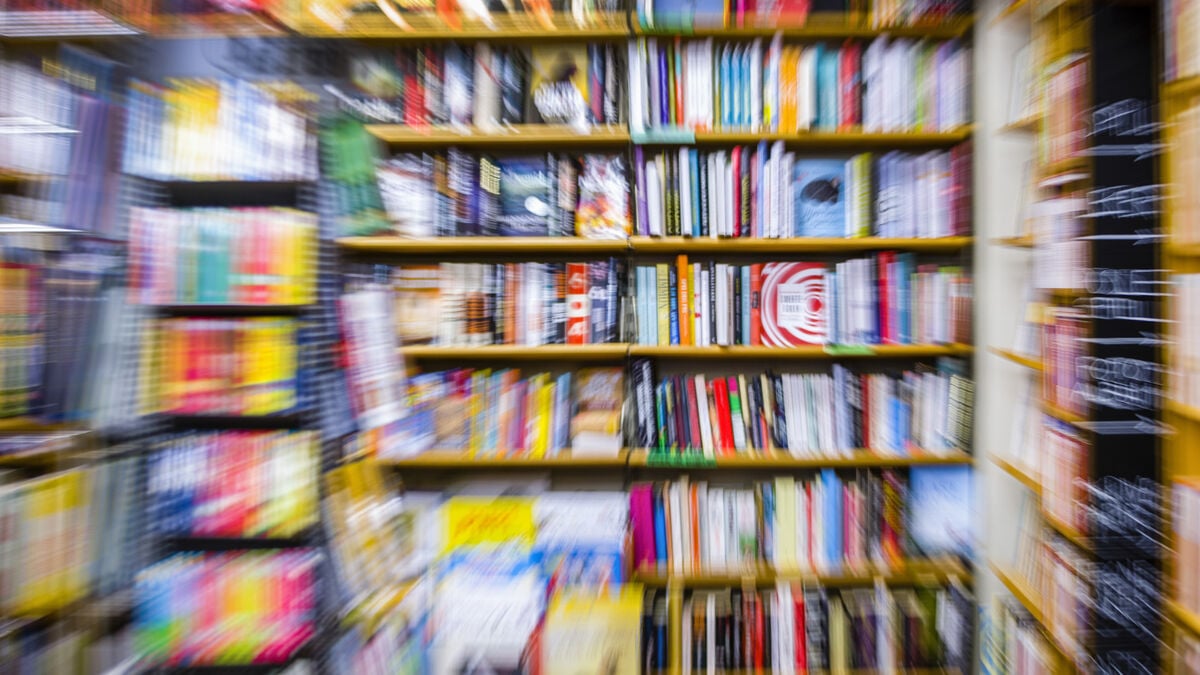 Library reports concern after 10-year-old borrows ‘Haunting Adeline’ in Strömstad