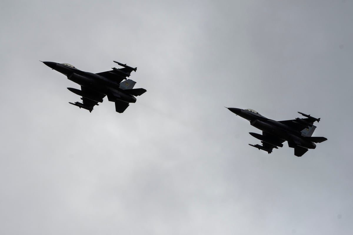 US Approves Ukraine Deal for F-16 Maintenance and Training
