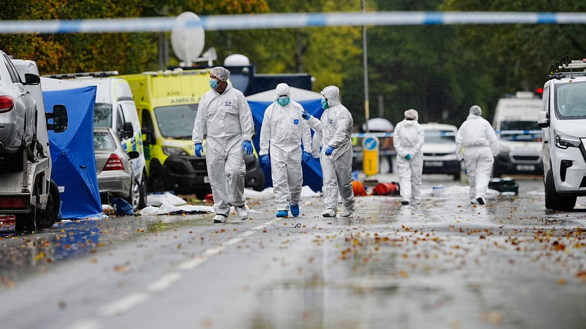 Police May Have Accidentally Shot Suspect in Manchester Synagogue Attack