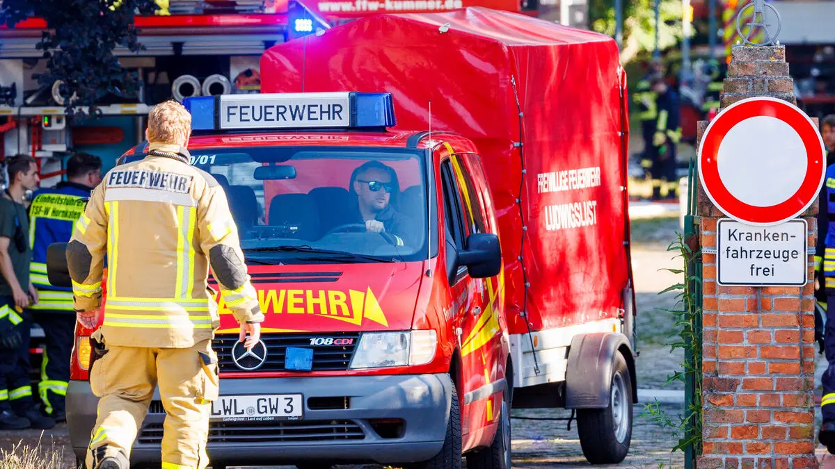 At least 2 dead in hospital fire in northern Germany, 30 injured