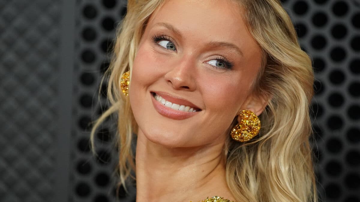 Zara Larsson makes music with Robyn and Shakira on new album Midnight Sun