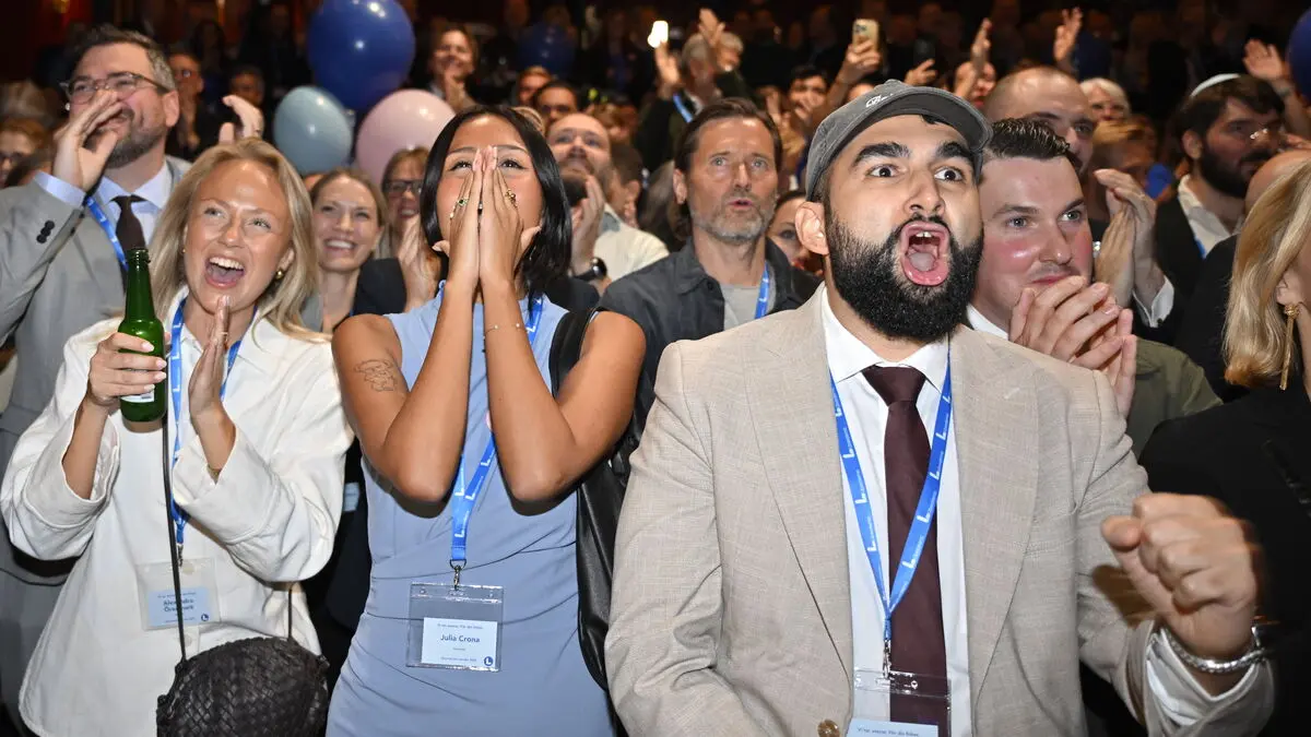 Sweden election dead heat as