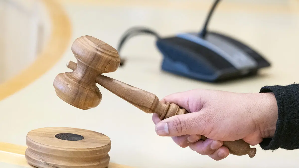 Malmö politician Showan Shattak refuses to step down after supporting action outside ministers' homes, Left Party demands resignation