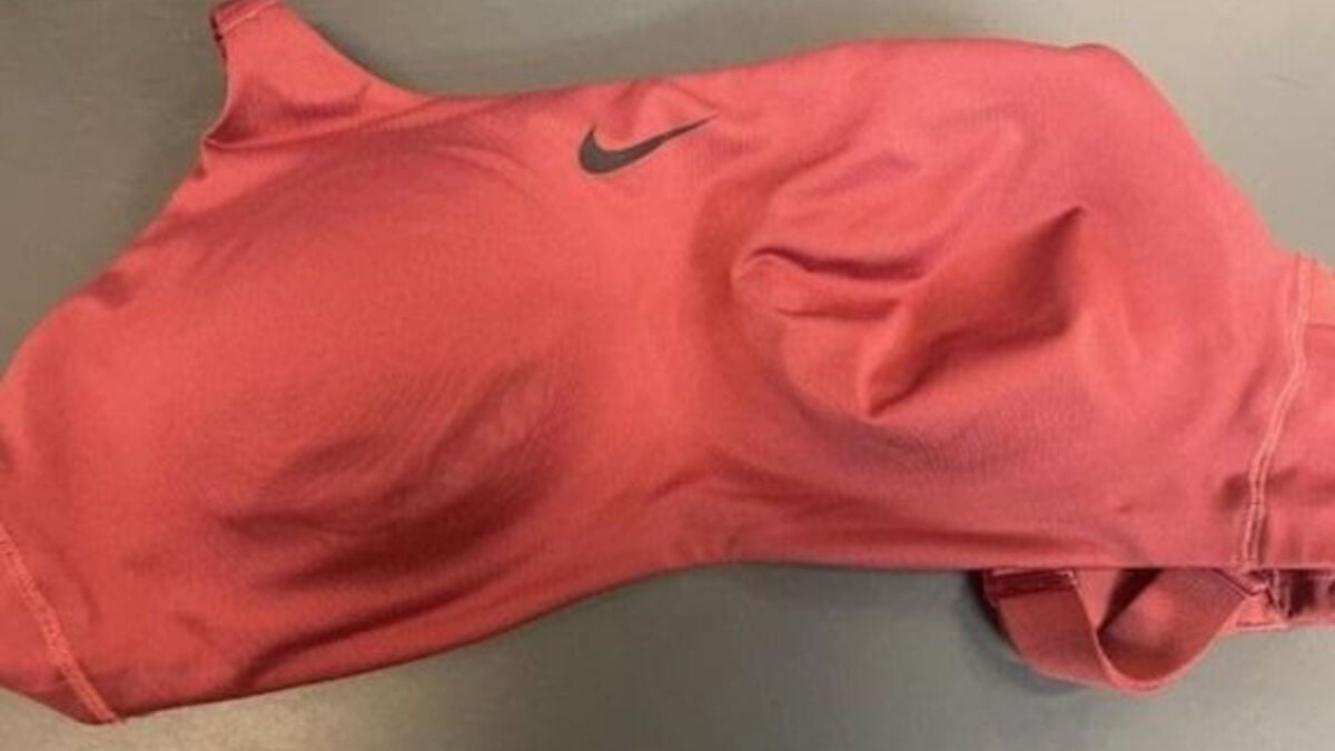 Woman charged after trying to smuggle cocaine and heroin in sports bra